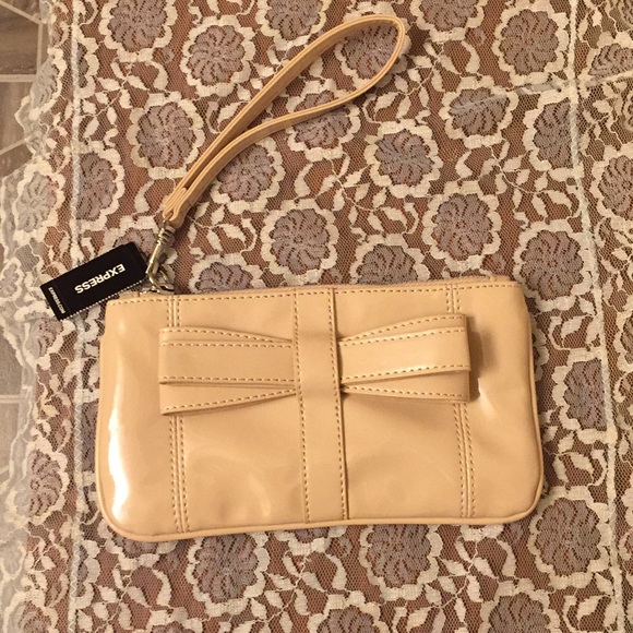 Express Handbags - Express Wristlet - NWT Express Handbags - Express Wristlet - NWT